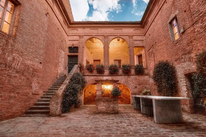 Montalcino: Brunello Wine Tasting & Lunch in a Tuscan Castle - Key points at a glance