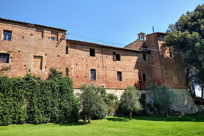 Montalcino: Brunello Wine Tasting & Lunch in a Tuscan Castle - How much time do you really need?