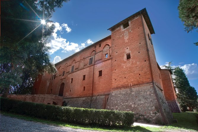 Montalcino: Brunello Wine Tasting & Lunch in a Tuscan Castle - Who will enjoy this castle wine experience?