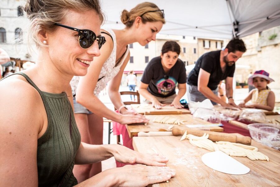 Montepulciano: Pasta-Making Class with Tasting and Wine - What happens during the three-hour class