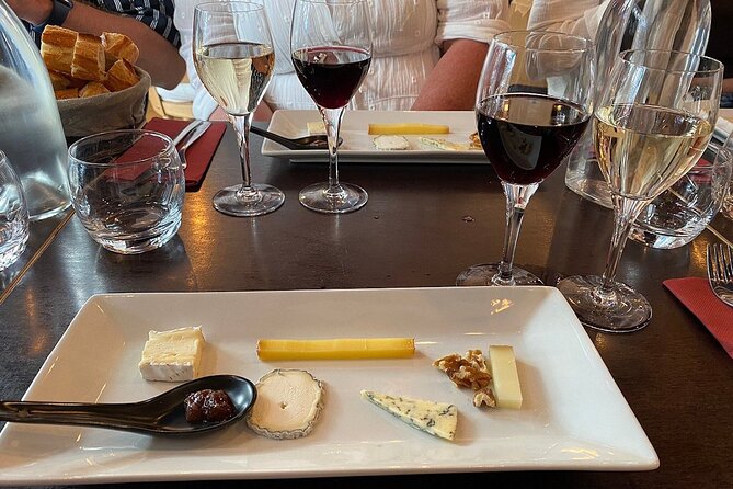 Montmartre Hill French Gourmet Food and Wine Tasting Walking Tour - What the $145 price really buys