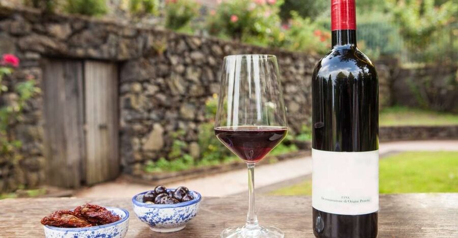 Mount Etna: Winery Tour and Tasting - The Welcome Glass Sets the Pace