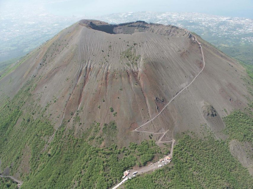 Mount Vesuvius 4-Hour Volcano Tour with Wine Tasting - Lunch and the wine tasting