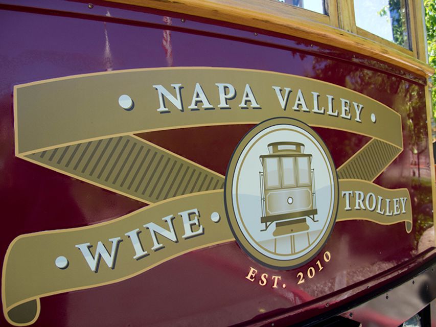 Napa Valley: Wine Tasting Tour by Open Air Trolley & Lunch - Timing, delays, and group expectations