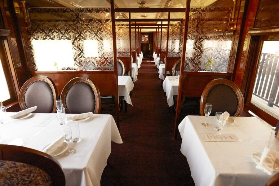 Napa Valley Wine Train: Gourmet Express Lunch or Dinner - Choosing the right departure