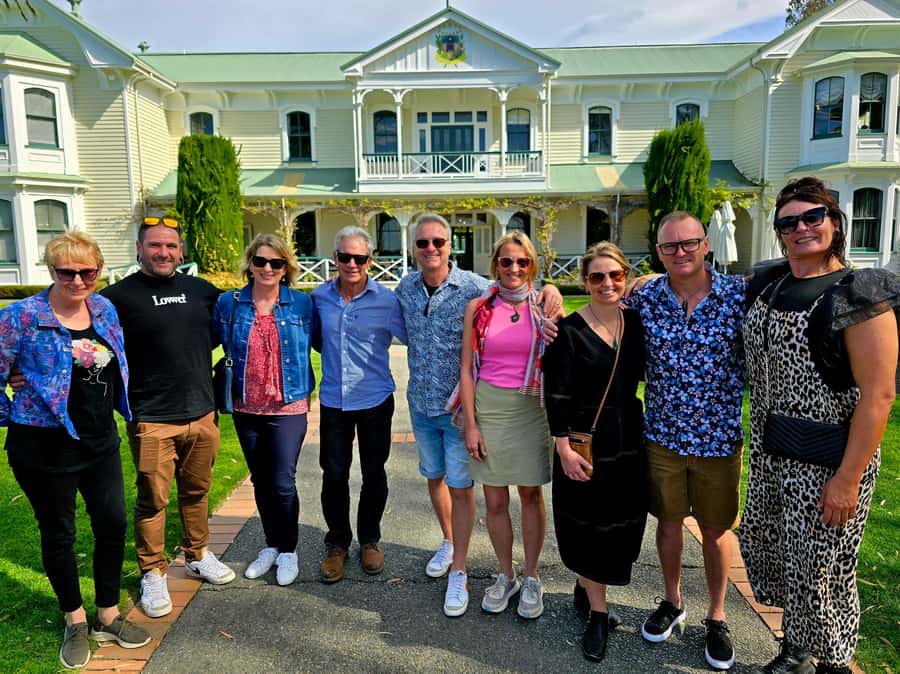 Napier: Afternoon Winery Tour Tasting at 3 Great Wineries - Key points at a glance