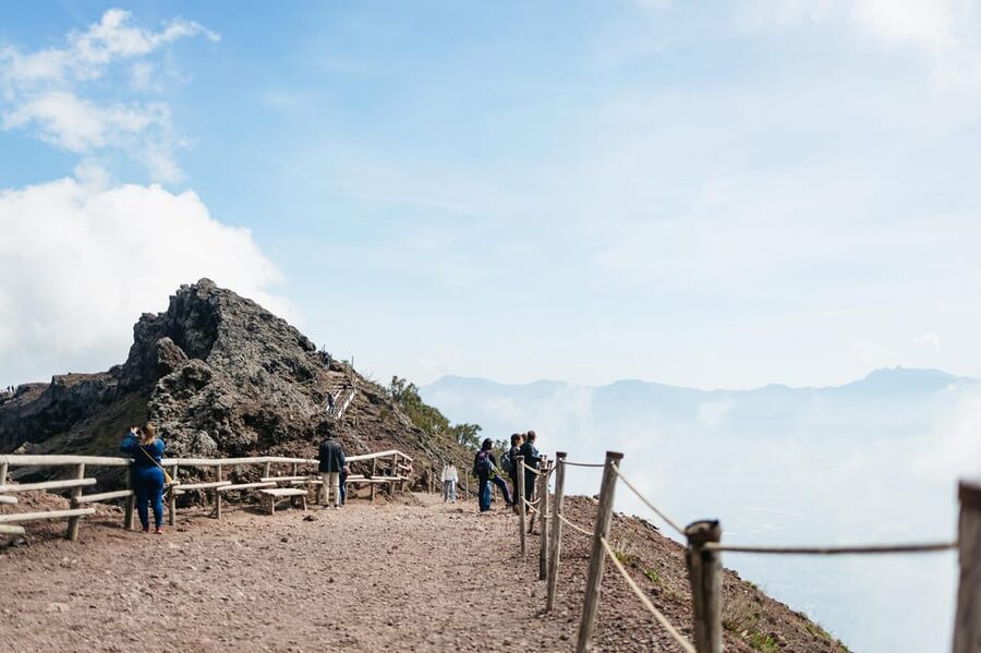 Naples: Pompeii and Mt. Vesuvius with Lunch and Wine Tasting - Key points to know before booking