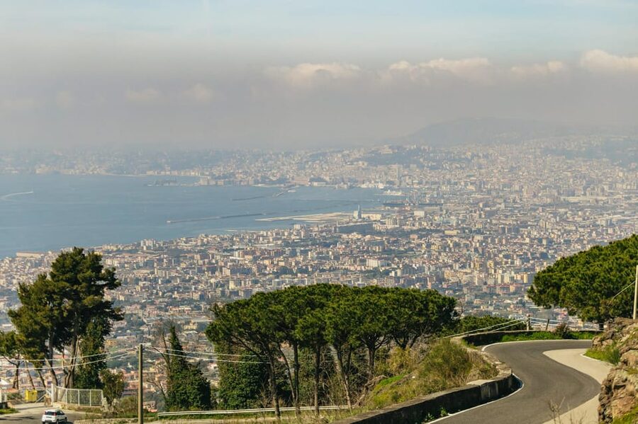 Naples: Pompeii and Mt. Vesuvius with Lunch and Wine Tasting - The vineyard lunch and wine tasting