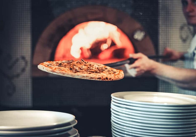 Naples: Premium Pizza Class From Dough to Dessert & Wine - Why the small-group format is worth the price