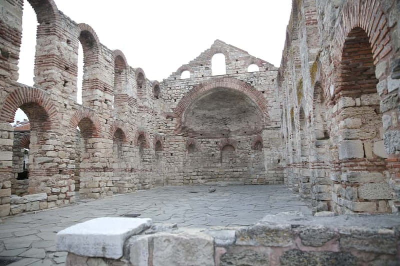 Nessebar: Audio Guide Tour Nessebar + visit to the Winery - Why Old Nessebar makes a good self-guided day