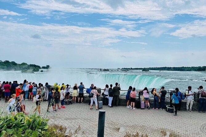 Niagara Falls Day Tour Includes Boat Cruise, Winery Stop & Lunch - Getting from downtown Toronto to Niagara