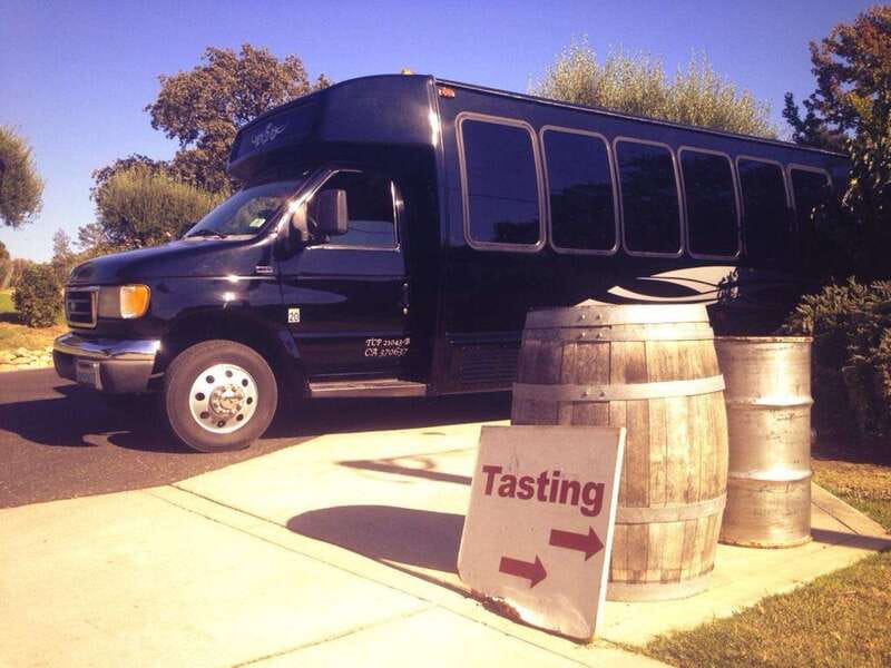 Niagara Falls: Winter Niagara Wine Tour with Transportation - A Six-Hour Introduction to Niagara Wine Country