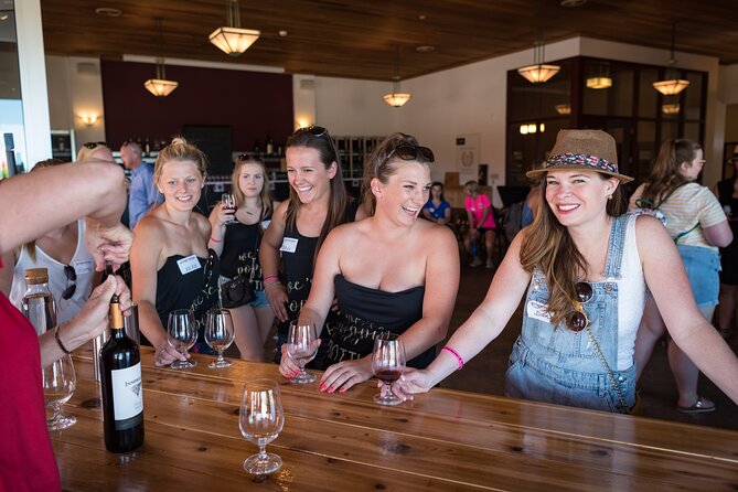 Niagara-on-the-Lake Small Group Wine Tasting Tour - Ice wine and Ontario’s sweet specialty