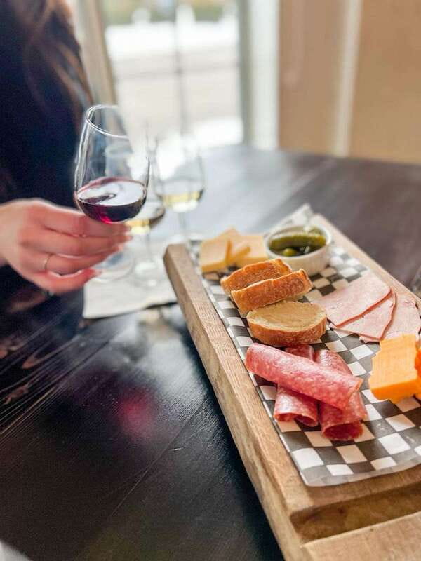 Niagara-on-the-Lake: Wine & Charcuterie Tour with Tastings - Why This Tour Works Better Than Driving Yourself