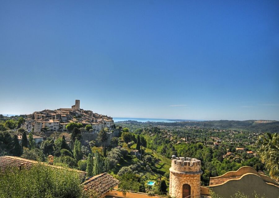 Nice: Half-Day Saint Paul de Vence and Wine Tasting Tour - Leaving Nice for Provence’s wine country