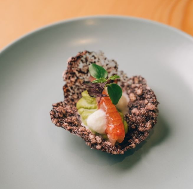 Olbia: Chef-Prepared Sardinian Tapas Tasting with Wine - Service, atmosphere, and the surprise factor