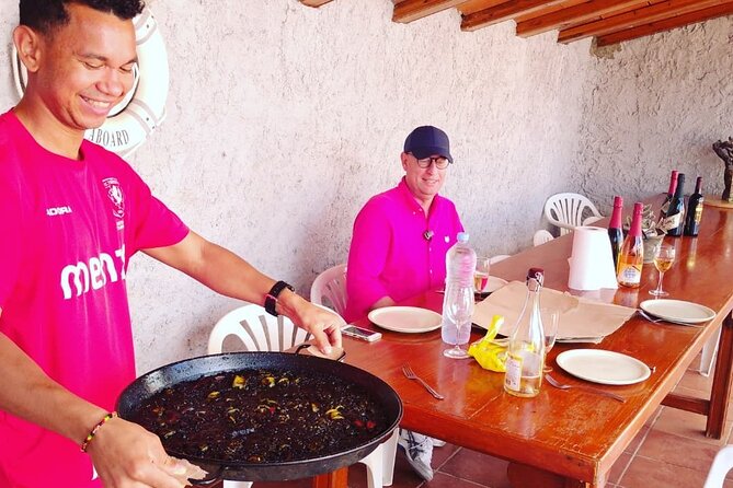 Paella Class, Winery & Bike Ride - Free Hotel Pickup from Sitges - Who should book this experience?