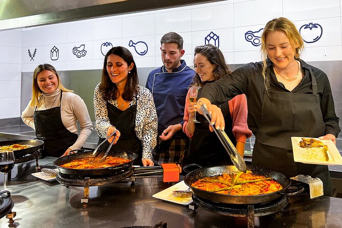 Paella Cooking Class, Wine Tasting & Central Market in Valencia - The best parts, and the small compromises