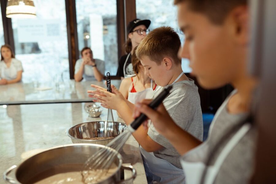 Palermo: Pizza and Gelato Cooking Class with Dinner and Wine - Dietary needs and important limits