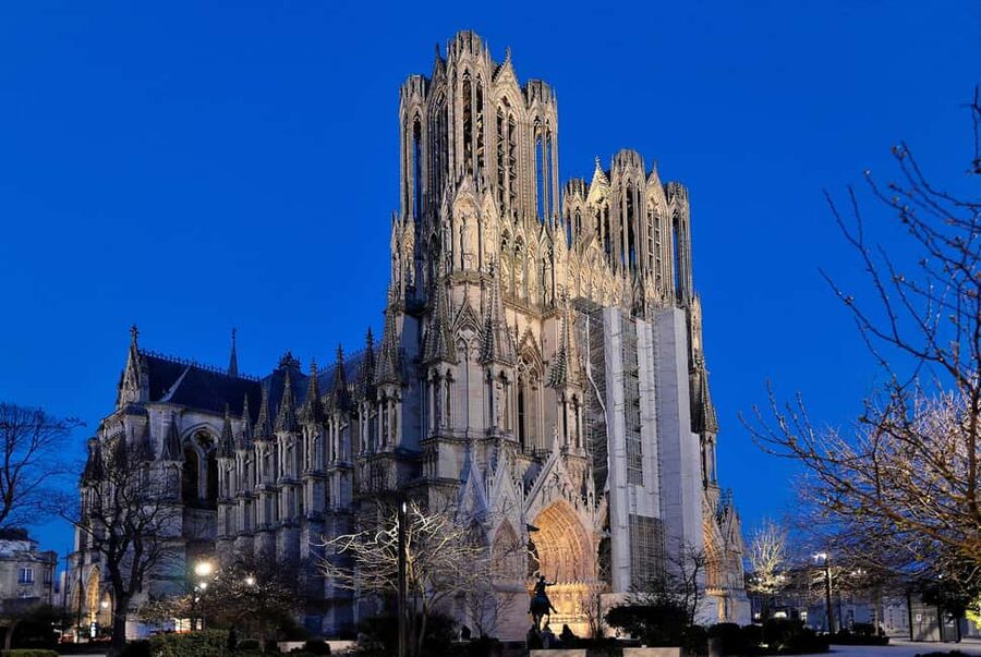 Paris: Champagne Cellars Tour and Tastings with a Sommelier - Reims Cathedral closes the day with French history