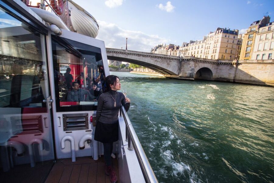 Paris: Champagne Tasting Cruise Departure from Eiffel Tower - Is $93 a good value?