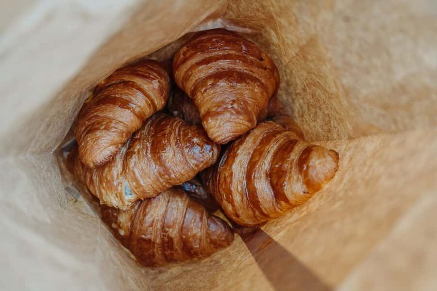 Paris Culinary Tour: 11 Tastings & 2 Wines in Le Marais - Finishing with two wines in Saint-Paul