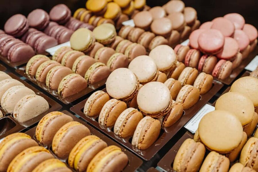Paris Culinary Tour: 11 Tastings & 2 Wines in Le Marais - Poilâne brings the tour in with bread and butter