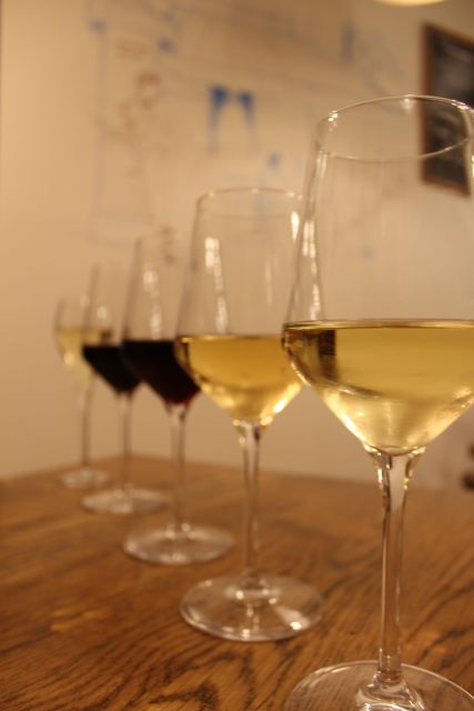 Paris: French Wine and Cheese Guided Tasting - Why the cheese pairings matter