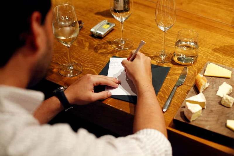 Paris: French Wine Tasting Class with Sommelier - Practical advice before you book