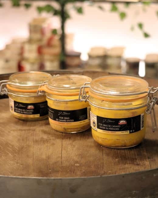 Paris: French wine tasting with cheeses and charcuterie - Key points to know before booking