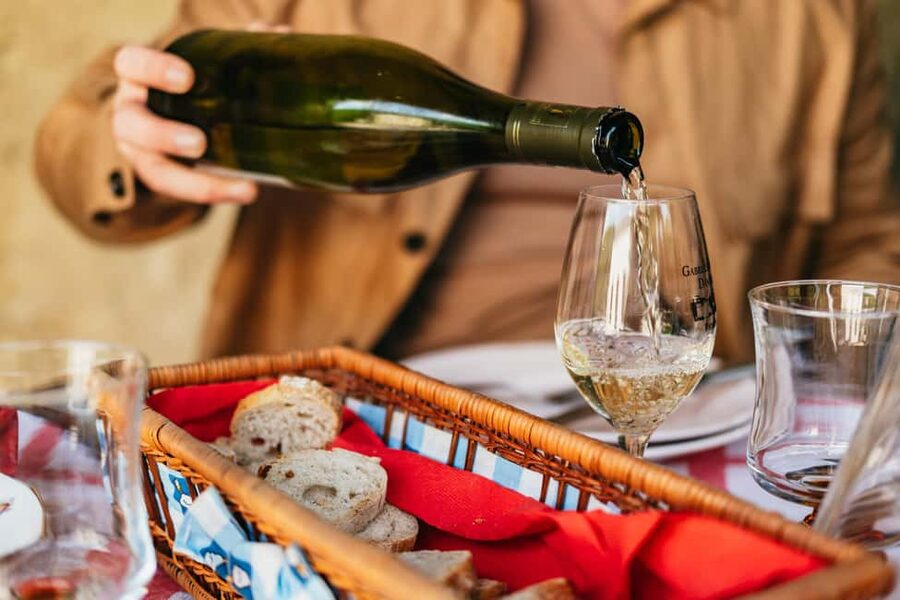 Paris: Loire Valley Chambord Castle, Wine Tasting & Lunch - Through Touraine, Vouvray, and Montlouis-sur-Loire