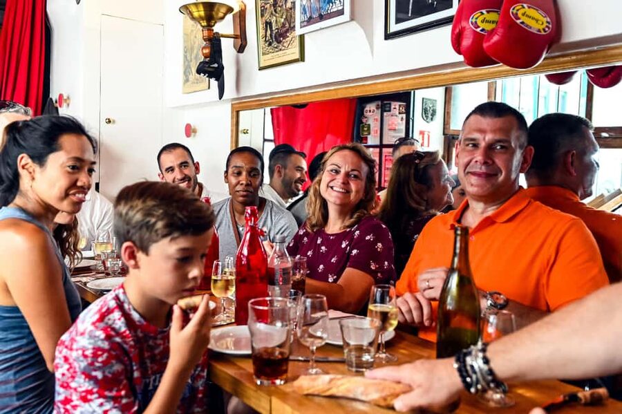 Paris: Montmartre Food Tour with 10 Local Tastings & Wines - Crêpes and the galette lesson