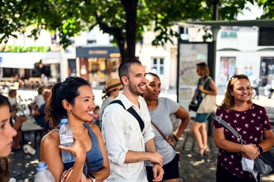 Paris: Montmartre Food Tour with 10 Local Tastings & Wines - Finishing on Rue Lepic