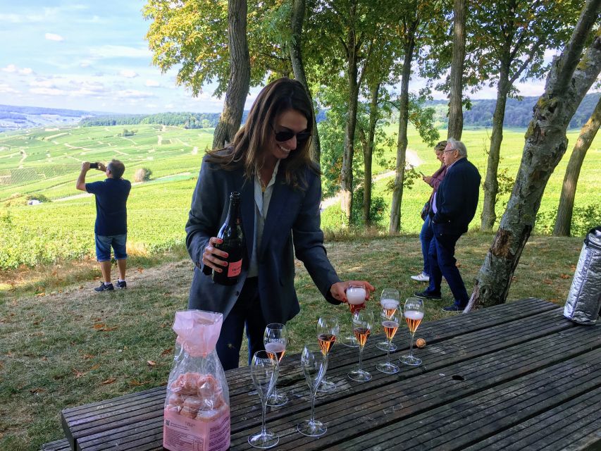 Paris: Private Day Trip to Champagne with 8 Tastings & Lunch - Key points at a glance