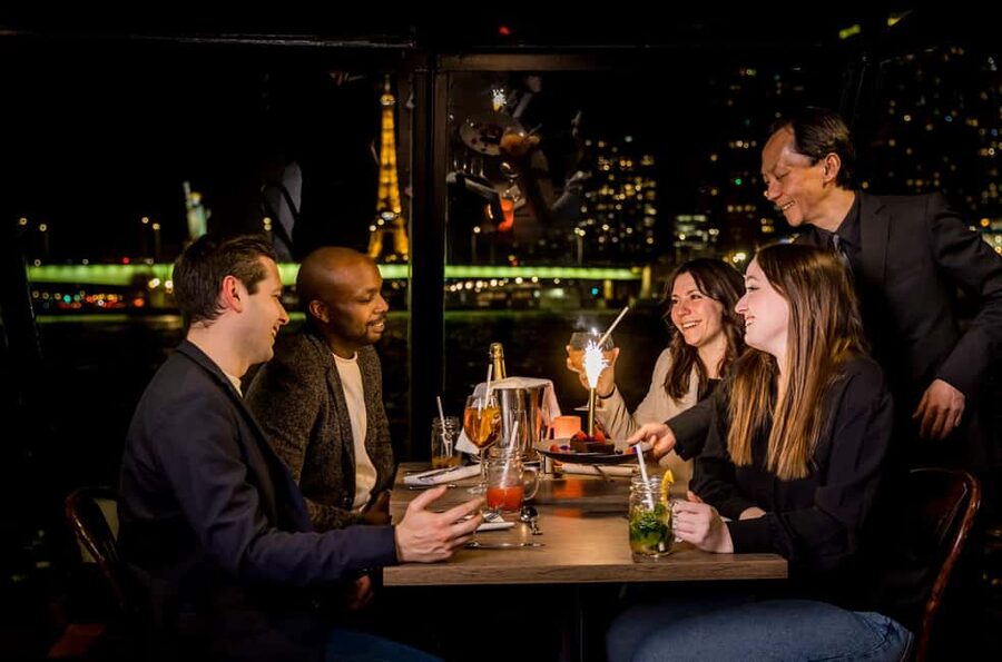 Paris: Seine River Champagne Dinner Cruise with Live Music - What the $123 Price Really Covers