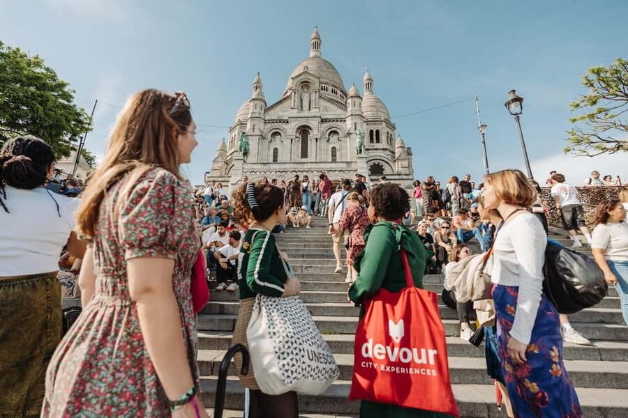 Paris: Taste of Montmartre Food & Wine Walking Tour - Key points to know before booking