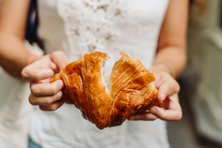 Paris: Taste of Montmartre Food & Wine Walking Tour - Starting at Avenue Junot and Boris Lumé