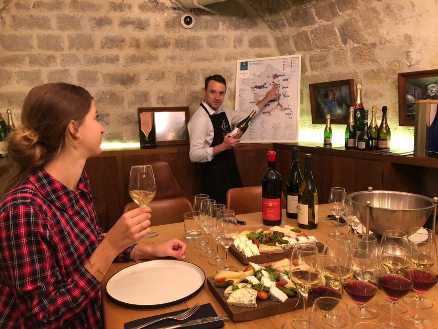 Paris: The Ultimate Wine and Cheese Tasting in English - Ten French cheeses, from Brie to Loire goat cheese