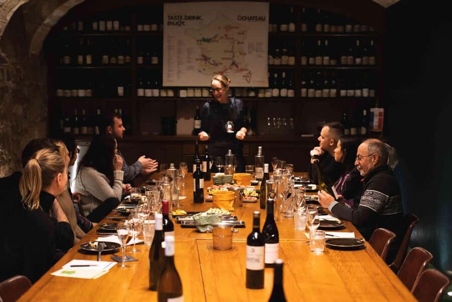 Paris: Wine and Cheese Lunch - A two-hour lunch near the Louvre