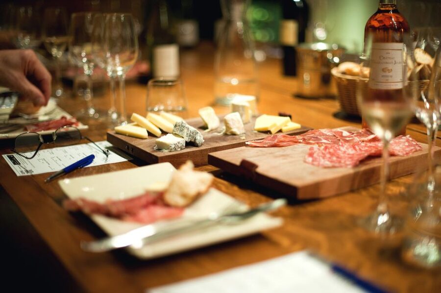 Paris: Wine and Cheese Lunch - Who should book this Paris tasting?