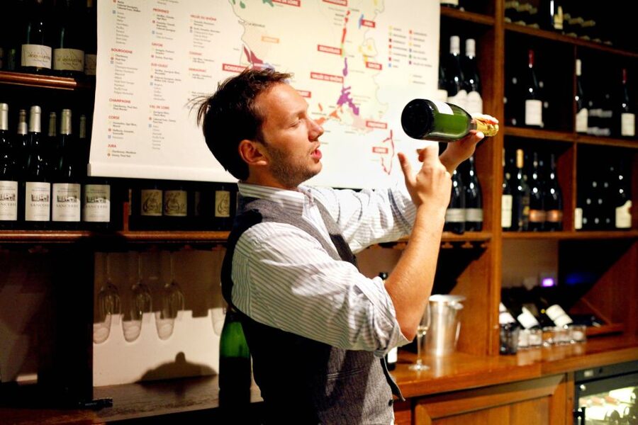 Paris: Wine and Cheese Lunch - Should you book the Ô Chateau wine and cheese lunch?