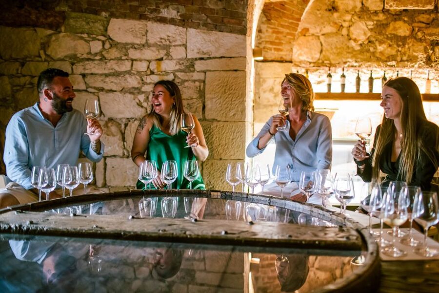 Pastrengo: Lake Garda Wine & Food Tasting in Historic Fort - Entering the Austrian fort above Lake Garda
