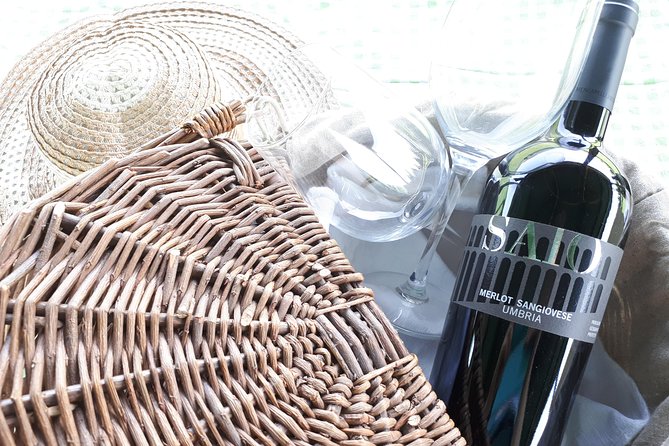 Pic nic Deluxe Assisi for 2 and wine tasting 5 wines - What the price includes at $53.10 per person