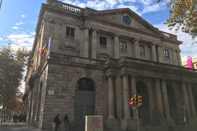 Picasso Museum and Walking Tour Plus Optional Wine & Food Tasting - Sala Pares and Picasso’s first Spanish gallery exhibition