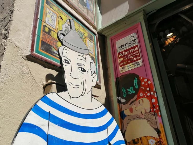 Picasso Museum and Walking Tour Plus Wine Tasting Upgrade - Sala Parès, from paint shop to gallery