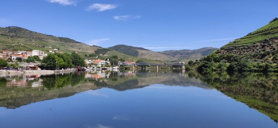 Pinhão: Douro River 50-min Boat Trip with Port Wine - Why this short Pinhão cruise works so well