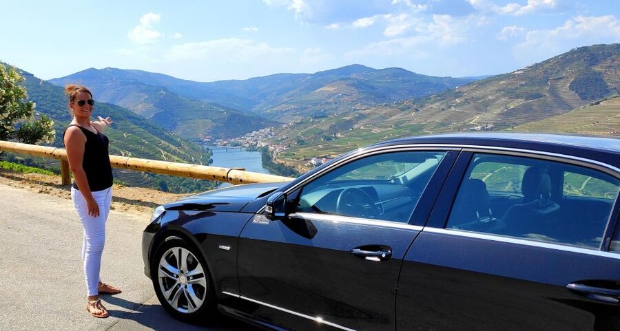 Pinhão: Douro Valley with Wine Tasting, Boat Trip and Lunch - First winery: understanding Douro wine