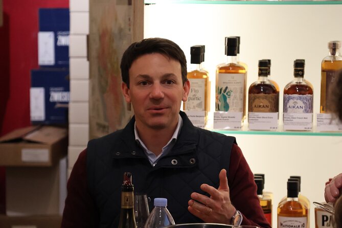 Pinot Noir Masterclass - Wine tasting in Dijon - Inside the Dijon wine shop at 1 Bis Rue Musette