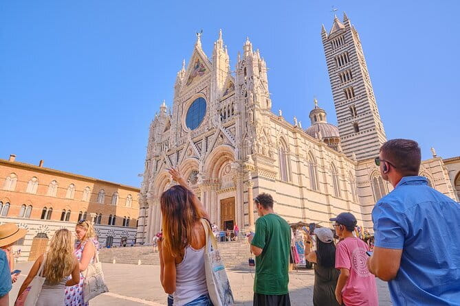 Pisa, Siena and San Gimignano Day Trip with Lunch & Wine Pairing - Siena Cathedral and the first big choice