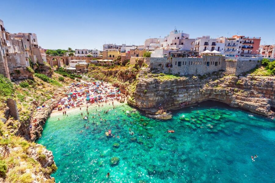Polignano a Mare: Street Food Tour with Tastings and Wine - Wine with a view